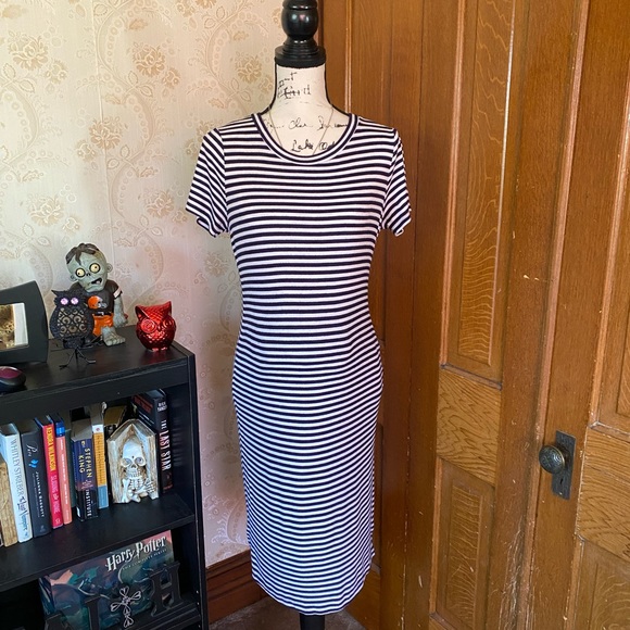 Motherhood Ribbed Stripe Maternity Dress - Picture 2 of 8